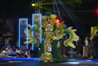 Penampilan Lamongan Night Carnival 2026 pada Sabtu (12/9) malam. (Foto Dok Ho/RadarBangsa.co.id)