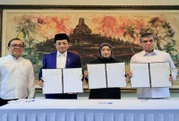 Penandatanganan SKB Tiga Menteri tentang hari libur nasional dan cuti bersama 2027 di Jakarta, Selasa (15/9/2026). (Dok. Ho/RadarBangsa.co.id)
