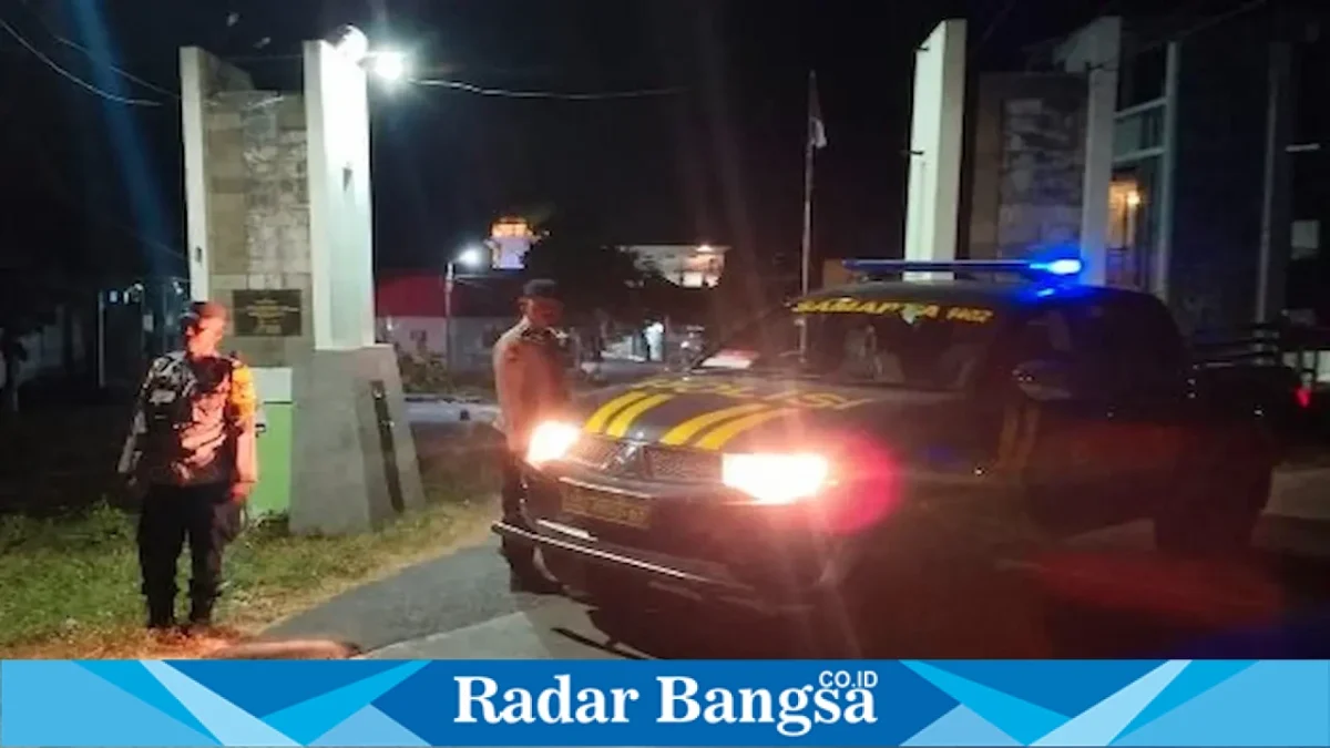 Polisi melaksanakan patroli blue light di wilayah Kecamatan Laren, Kabupaten Lamongan, Sabtu (12/9/2026). (Foto Dok Ho/RadarBangsa.co.id)