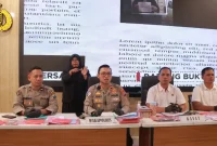 Wakapolres Lamongan KOMPOL Jodi Indrawan saat konferensi pers pengungkapan kasus narkoba, Jumat (4/9/2026). (Foto Dok Ho/RadarBangsa.co.id)