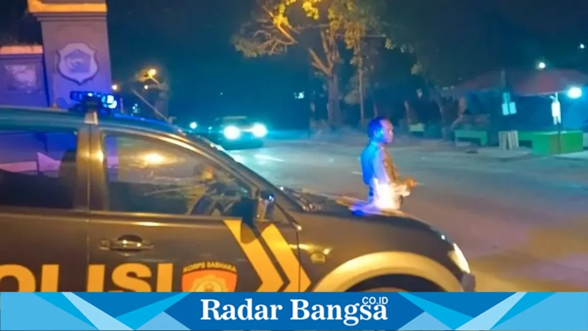 Personel Polsek Tikung melaksanakan patroli obvit di wilayah Tikung, Senin (7/9/2026). (Foto Dok Ho/RadarBangsa.co.id)