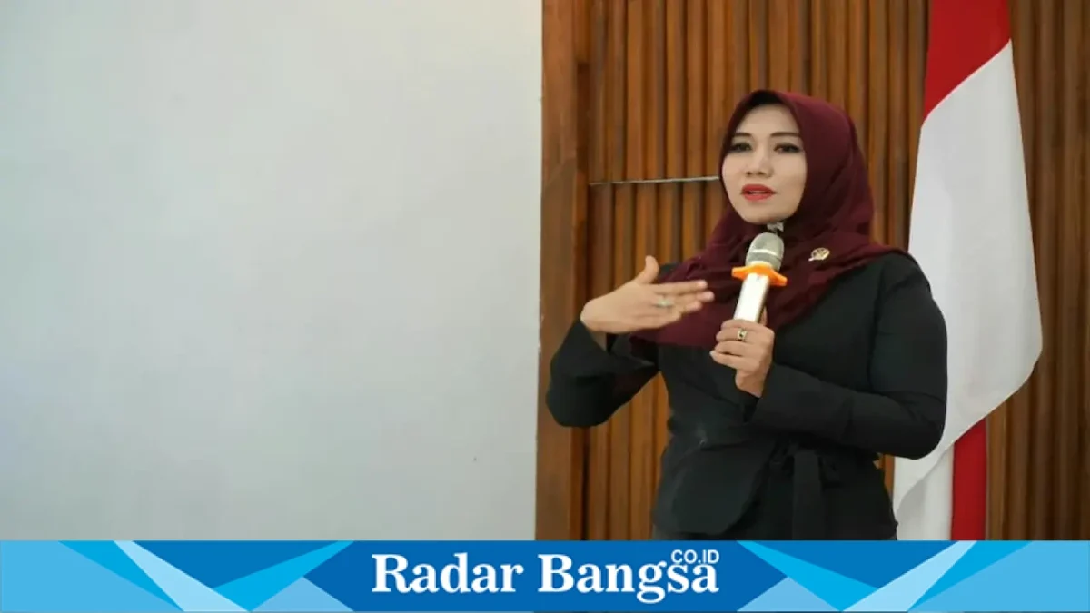 Ning Lia saat menyampaikan Sosialisasi Empat Pilar Kebangsaan di Probolinggo, Jumat (11/9/2026). (Dok. Ho/RadarBangsa.co.id)