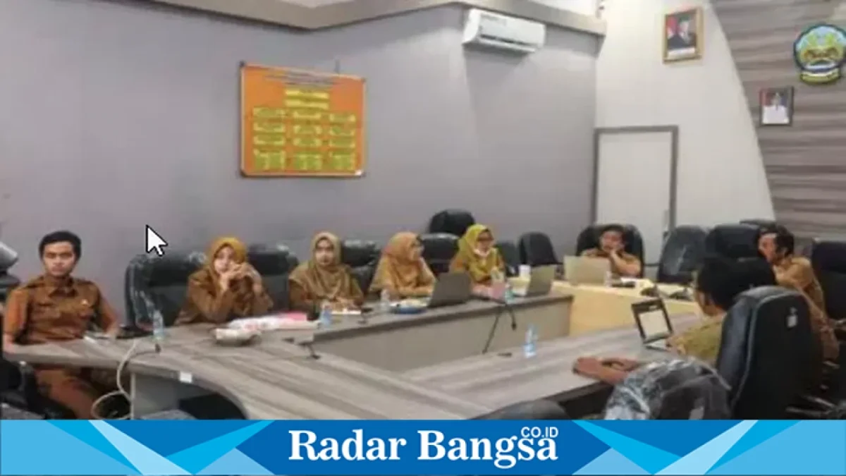 Inspektorat Kabupaten Bangkalan melaksanakan rangkaian Audit Teknologi Informasi dan Komunikasi terhadap aplikasi milik Diskominfo, mulai Senin (28/9/2026). (Dok. Ho/RadarBangsa.co.id)