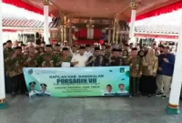 Bupati Bangkalan Lukman Hakim saat melepas kafilah Bangkalan yang akan mengikuti PORSADIN VII Tingkat Jawa Timur di Pendopo Agung Bangkalan, Jumat (25/9/2026). (Dok. Ho/RadarBangsa.co.id)