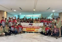 Presiden Direktur JNE M. Feriadi Soeprapto melepas peserta program umrah JNE di Anara Hotel, Terminal 3 Bandara Internasional Soekarno-Hatta, Rabu (16/9/2026). (Dok. Ho/RadarBangsa.co.id)