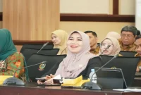 Lia Istifhama saat mengikuti kunjungan kerja Komite I DPD RI membahas pembangunan dan pemberdayaan desa di Makassar, Senin (21/9/2026). (Dok. Ho/RadarBangsa.co.id)