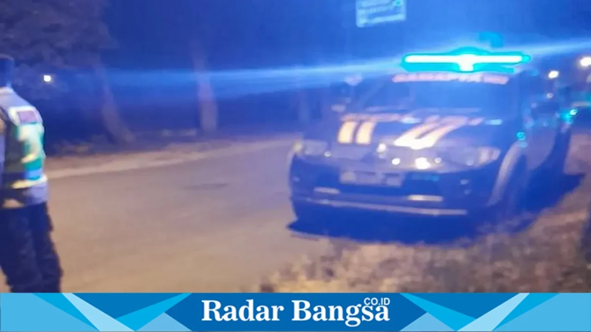 Patroli Blue Light Polsek Tikung memantau jalur perbatasan, Senin (31/8/2026). (Dok Ho/RadarBangsa.co.id)