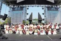 Wajib pajak mengikuti Fun Walk dalam rangkaian Gebyar Panutan Pajak Daerah Kabupaten Pasuruan, Sabtu (26/9/2026) pagi. (Dok. Ho/RadarBangsa.co.id)