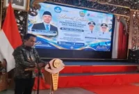Bupati Bangkalan Lukman Hakim saat menyampaikan kondisi dan kebutuhan rehabilitasi sekolah di Bangkalan. (Dok. Ho/RadarBangsa.co.id)