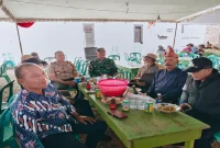 Forkopimcam Laren menghadiri tasyakuran panen raya di Desa Jabung, Kecamatan Laren, Kabupaten Lamongan, Kamis (24/9/2026). (Dok. Ho/RadarBangsa.co.id)