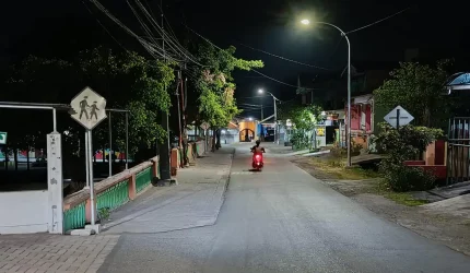 Pemasangan dan fasilitas 46 titik PJU fiber di sepanjang jalan Desa Ngerong, Kecamatan Gempol, Kabupaten Pasuruan.