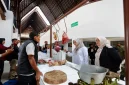 Pedagang saat mulai berjualan di Pasar Banyuwangi setelah revitalisasi dan kembali beroperasi, Kamis (1/10/2026). (Dok. Ho/RadarBangsa.co.id)
