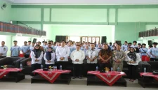 Staf Khusus Menteri Ketenagakerjaan Sukro Muhab saat membuka Pelatihan Berbasis Kompetensi Non-Batch 5 di BPVP Banyuwangi, Jawa Timur, Senin (19/10/2026). (Dok. Ho/RadarBangsa.co.id)