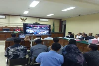 Pegawai Dinas ESDM Jatim dinasihati oleh Majelis Hakim supaya kedepannya bekerja dengan baik dan benar (Foto : Yudha)