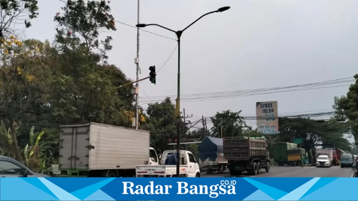 Simpang Empat Patung Sapi Pandaan, Kabupaten Pasuruan, yang menjadi sasaran rencana pengadaan sarana dan prasarana peningkatan keselamatan lalu lintas pada 2026. (Dok. Ho/RadarBangsa.co.id)