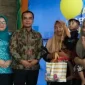 Bupati Bangkalan Lukman Hakim memberikan pengarahan dan pembinaan kepada kader kesehatan di wilayah kerja UPT Puskesmas Kokop, Kamis (29/10/2026). (Dok. Ho/RadarBangsa.co.id)