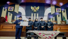 Rapat paripurna DPRD Kabupaten Pasuruan dalam pembahasan regulasi daerah. (Foto: Ho/RadarBangsa.co.id).
