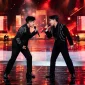 Valen dan Azio tampil berduet membawakan lagu “Mahal” pada Top 12 Malam Kedua Show, Kamis (15/10/2026). (Dok. Ho/RadarBangsa.co.id)