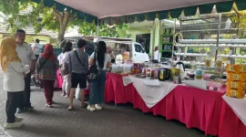 Kegiatan Gerakan Pangan Murah Serentak yang digelar DKP3 Kabupaten Jember di halaman kantor DKP3 Jember, Rabu (21/10/2026). (Dok. Ho/RadarBangsa.co.id)