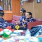 Sarasehan Hari Jadi ke-81 Provinsi Jawa Timur bertajuk Gerbang Baru Nusantara: The Next Level digelar di atas KRI Makassar 590 dalam pelayaran dari Koarmada II Surabaya menuju Kabupaten Sumenep, Selasa (13/10/2026). (Dok. Ho/RadarBangsa.co.id)