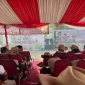 Kader DPC Partai Gerindra Kabupaten Blitar bersama masyarakat menggelar aksi bersih Pantai Tambakrejo, Kecamatan Wonotirto, Sabtu (17/10/2026). (Dok. Ho/RadarBangsa.co.id)
