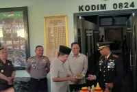 Bupati Jember Gus Fawait saat menghadiri syukuran HUT ke-81 TNI di Makodim 0824 Jember, Senin (5/10/2026). (Dok. Ho/RadarBangsa.co.id)