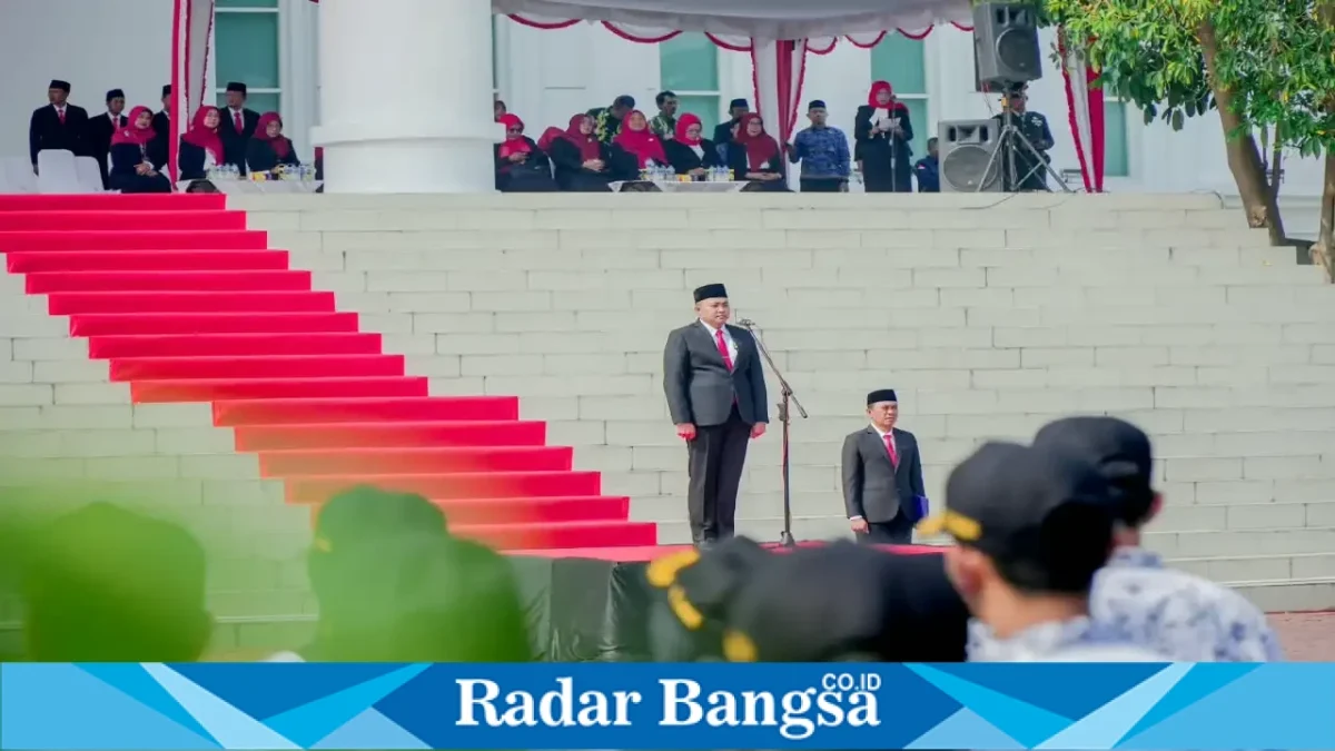 Bupati Pasuruan Rusdi Sutejo memimpin Upacara Peringatan Hari Kesaktian Pancasila 2026 di Halaman Kantor Bupati Pasuruan, Kamis (1/10/2026). (Dok. Ho/RadarBangsa.co.id)