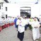 Gubernur Jawa Timur Khofifah Indar Parawansa menyampaikan ajakan kepada santri untuk memperkuat pendidikan, menguasai teknologi, mengembangkan ekonomi, dan menjaga persatuan dalam momentum Hari Santri Nasional 2026, Kamis (22/10). (Dok. Ho/RadarBangsa.co.id)