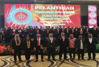 Pengurus DPD IKADIN Jawa Tengah saat pelantikan di Hotel PO Paragon Mall Semarang, Kamis (1/10/2026). (Dok. Ho/RadarBangsa.co.id)