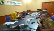 Pemkab Pelalawan mengikuti Rakor Pengendalian Inflasi Daerah secara daring untuk membahas perkembangan IPH dan daya saing daerah. (Dok. Ho/Pemkab Pelalawan/RadarBangsa.co.id).