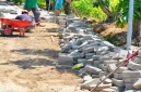 Perbaikan jalan paving di Desa Banjarkejen, Kecamatan Pandaan, Kabupaten Pasuruan, mulai dilakukan pada Jumat (16/10/2026). (Dok. Ho/RadarBangsa.co.id)