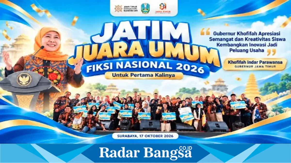Gubernur Jawa Timur Khofifah Indar Parawansa bersama para peserta FIKSI Nasional 2026 dalam perayaan keberhasilan Jawa Timur meraih gelar juara umum di Surabaya, 17 Oktober 2026. (Dok. Ho/RadarBangsa.co.id)