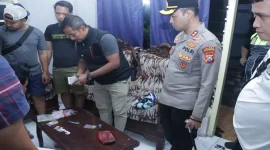 Kapolres Pasuruan AKBP Irawan Setyono saat memimpin penindakan kasus dugaan peredaran narkotika di wilayah Pecalukan, Kecamatan Prigen, Kabupaten Pasuruan, Sabtu (17/10/2026). (Dok. Ho/RadarBangsa.co.id)