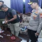 Kapolres Pasuruan AKBP Irawan Setyono saat memimpin penindakan kasus dugaan peredaran narkotika di wilayah Pecalukan, Kecamatan Prigen, Kabupaten Pasuruan, Sabtu (17/10/2026). (Dok. Ho/RadarBangsa.co.id)