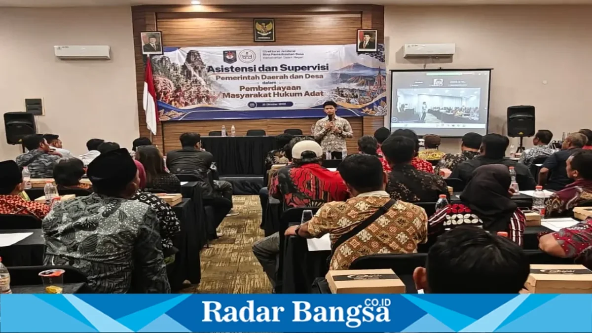 Kegiatan Asistensi dan Supervisi Pemerintah Daerah dan Desa dalam Pemberdayaan Masyarakat Hukum Adat di Hotel Royal Jember, Jumat (30/10/2026). (Dok. Herry/RadarBangsa.co.id)