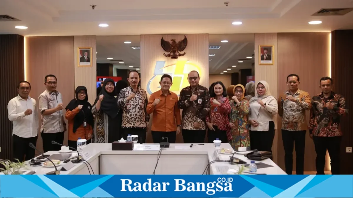 Pemkab Jember melakukan kunjungan kerja dan audiensi dengan BPS RI di Jakarta untuk membahas sinkronisasi data intervensi sosial, Rabu (30/9/2026). (Dok. Ho/RadarBangsa.co.id)