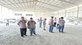 Komisi C DPRD Kabupaten Lamongan saat melakukan sidak ke perusahaan dolomit di Kecamatan Paciran, Rabu (14/10/2026). (Dok. Ho/RadarBangsa.co.id)
