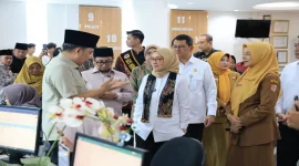 Bupati Jember Gus Fawait bersama jajaran pejabat dalam kegiatan pelayanan publik di Kabupaten Jember. (Dok. Ho/Pemkab Jember/RadarBangsa.co.id).