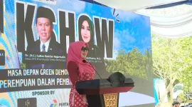 Lia Istifhama menyampaikan gagasan demokrasi hijau dalam kegiatan GAS Pemuda di Surabaya. (Dok. Ho/RadarBangsa.co.id).