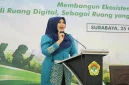 Lia Istifhama membuka Seminar Wanita LDII Jawa Timur bertema perlindungan anak di ruang digital di Surabaya, Minggu (25/10/2026). (Dok Foto Ho/RadarBangsa.co.id).