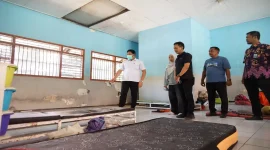 Bupati Sidoarjo Subandi saat meninjau fasilitas Lingkungan Pondok Sosial (Liponsos) Sidoarjo, Jumat (16/10/2026). (Dok. Ho/RadarBangsa.co.id)