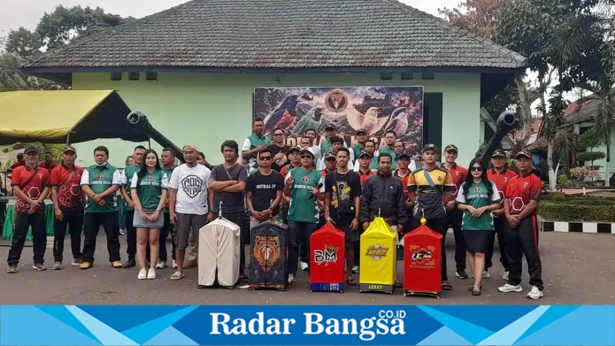 Yonarmed 8/Uddhata Yudha Jember menggelar lomba burung berkicau Uddhata Kicau untuk memeriahkan HUT ke-81 TNI, Minggu (25/10/2026). (Dok. Ho/Yonarmed 8/RadarBangsa.co.id).