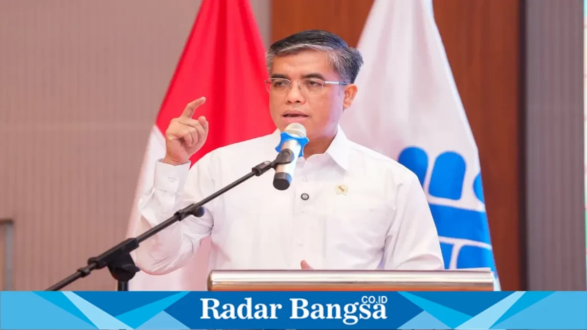 Menaker Yassierli saat membuka Temu Mitra Ketenagakerjaan di Bekasi, Jawa Barat, Kamis (1/10/2026).