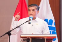 Menaker Yassierli saat membuka Temu Mitra Ketenagakerjaan di Bekasi, Jawa Barat, Kamis (1/10/2026).