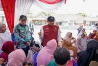 Menteri Sosial Saifullah Yusuf saat mengunjungi KDKMP Desa Sidorejo, Kecamatan Deket, Kabupaten Lamongan, Kamis (15/10/2026). (Dok. Ho/RadarBangsa.co.id)