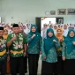 Ketua TP PKK Kabupaten Pasuruan drg Merita Rusdi Sutejo saat menyosialisasikan program CEPAK kepada mahasiswi Akbid Sakinah, Kamis (29/10/2026). (Dok. Ho/RadarBangsa.co.id)
