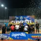 Bupati Pasuruan Rusdi Sutejo menghadiri partai final turnamen bola voli Rizqy Sport Center Bupati Cup 2026 di Desa Karangrejo, Kecamatan Gempol, Sabtu (17/10/2026) malam. (Dok. Ho/RadarBangsa.co.id)