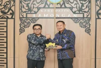 Koordinasi Ombudsman RI dan Pemkab Lamongan terkait evaluasi penilaian maladministrasi penyelenggaraan pelayanan publik 2026. Jumat, 23 Oktober 2026 (Foto: Dok. Ho/Pemkab Lamongan/RadarBangsa.co.id).