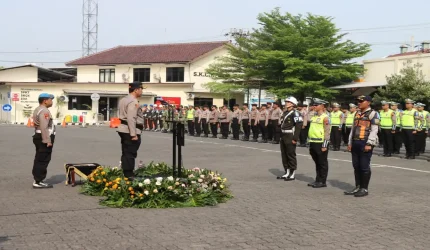 Apel gelar pasukan Operasi Patuh Candi 2026 di Mapolrestabes Semarang pada 26 Oktober 2026.