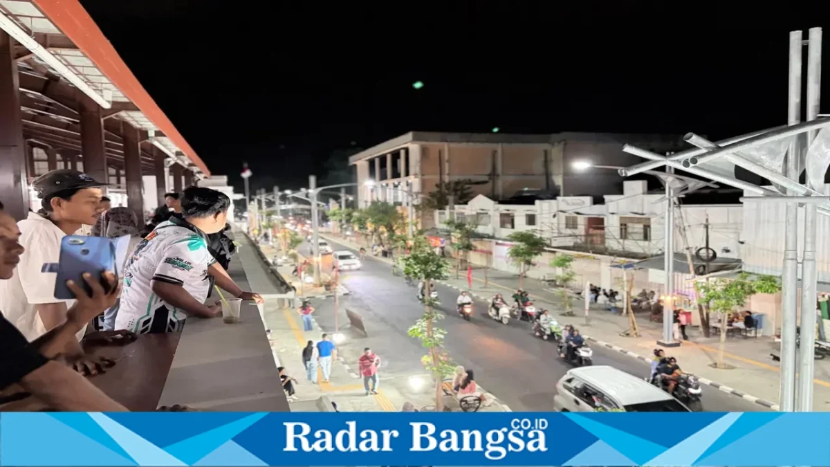Suasana Pasar Banyuwangi setelah revitalisasi yang kini menjadi ruang aktivitas ekonomi dan destinasi publik di pusat kota Banyuwangi. (Dok. Ho/RadarBangsa.co.id)
